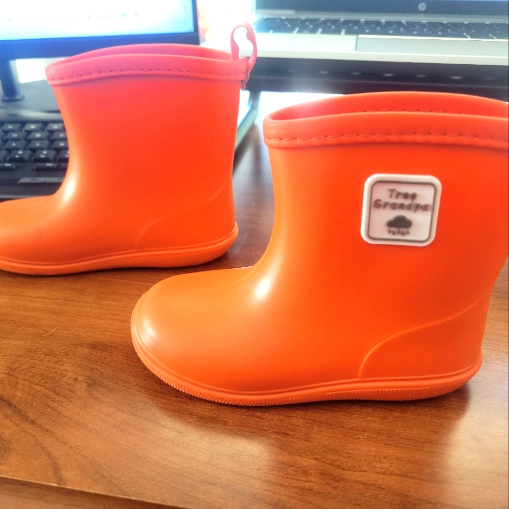 Toddler rain boots